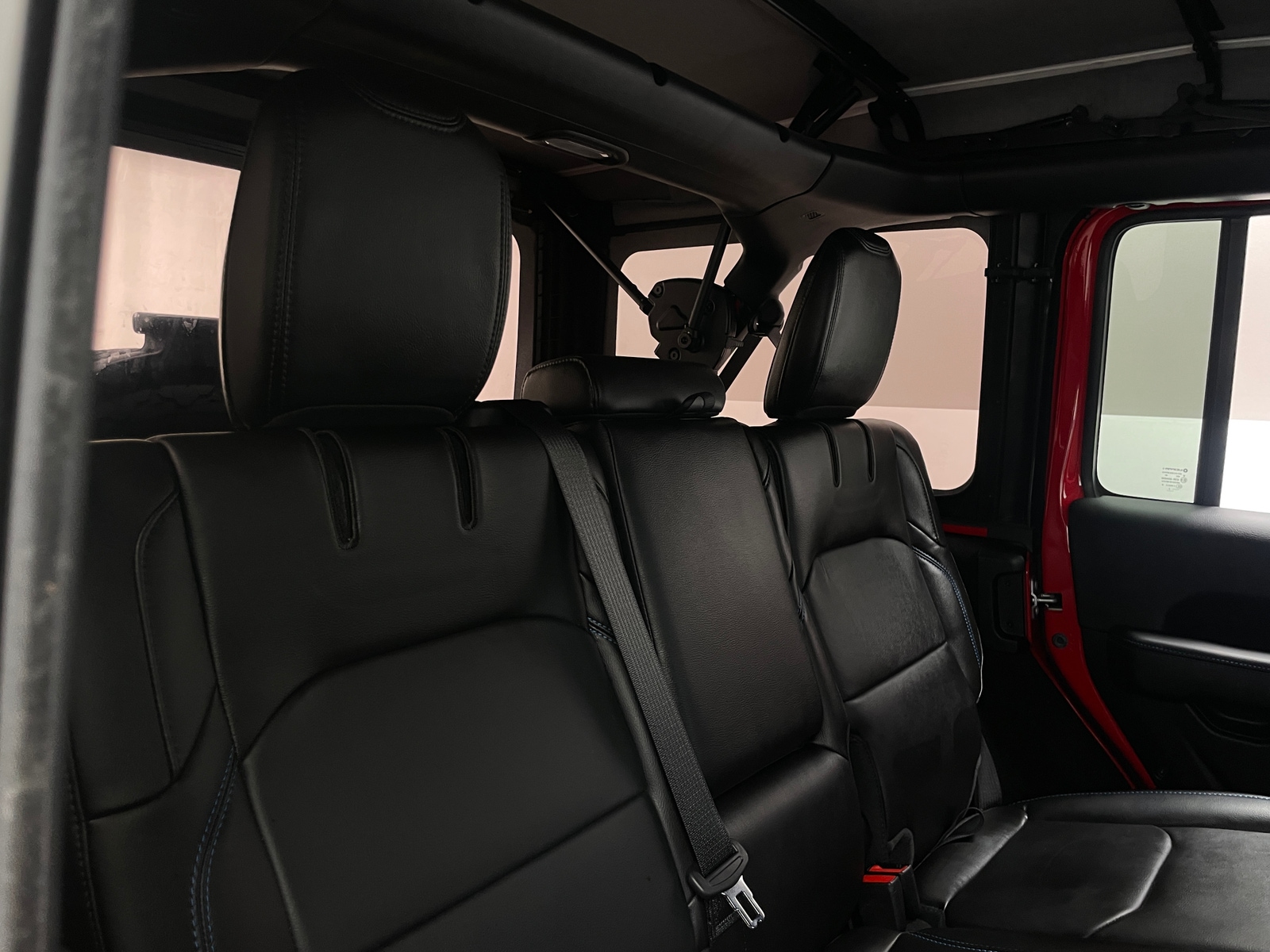 Thumbnail: 2022 Jeep Wrangler - 5