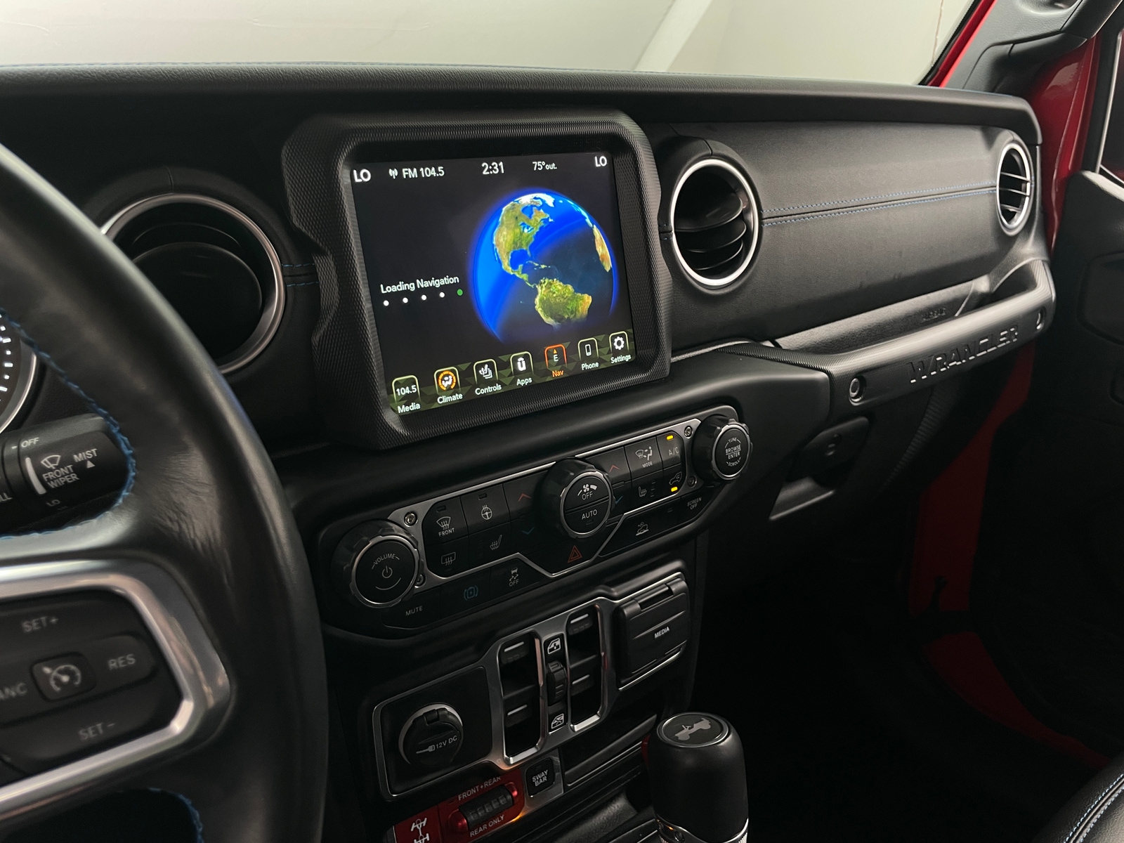 Thumbnail: 2022 Jeep Wrangler - 3
