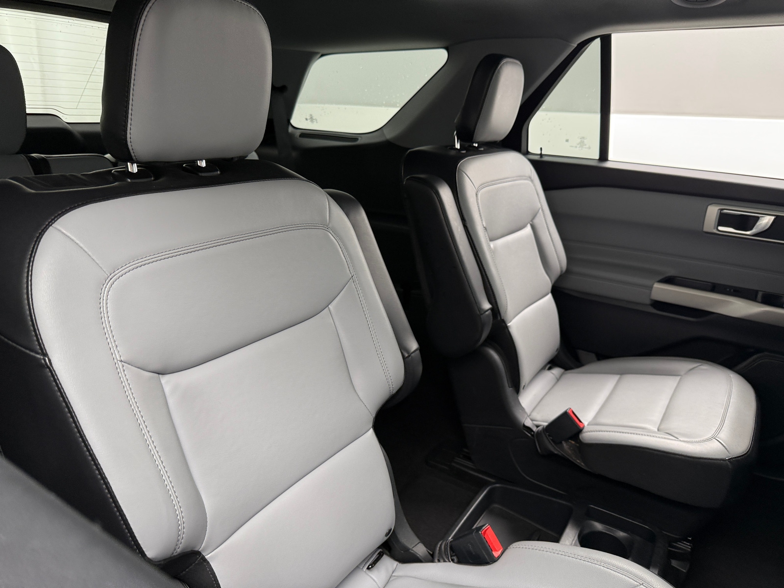 Thumbnail: 2021 Ford Explorer - 6