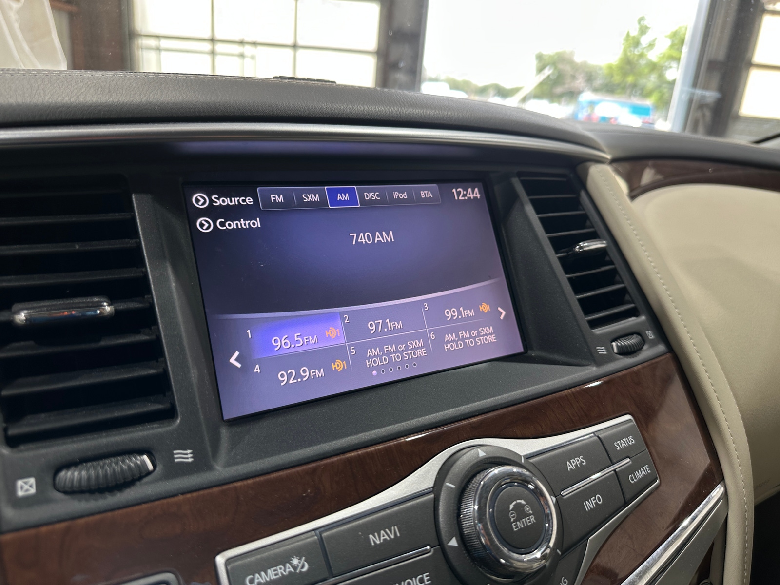 Thumbnail: 2018 INFINITI QX80 - 4