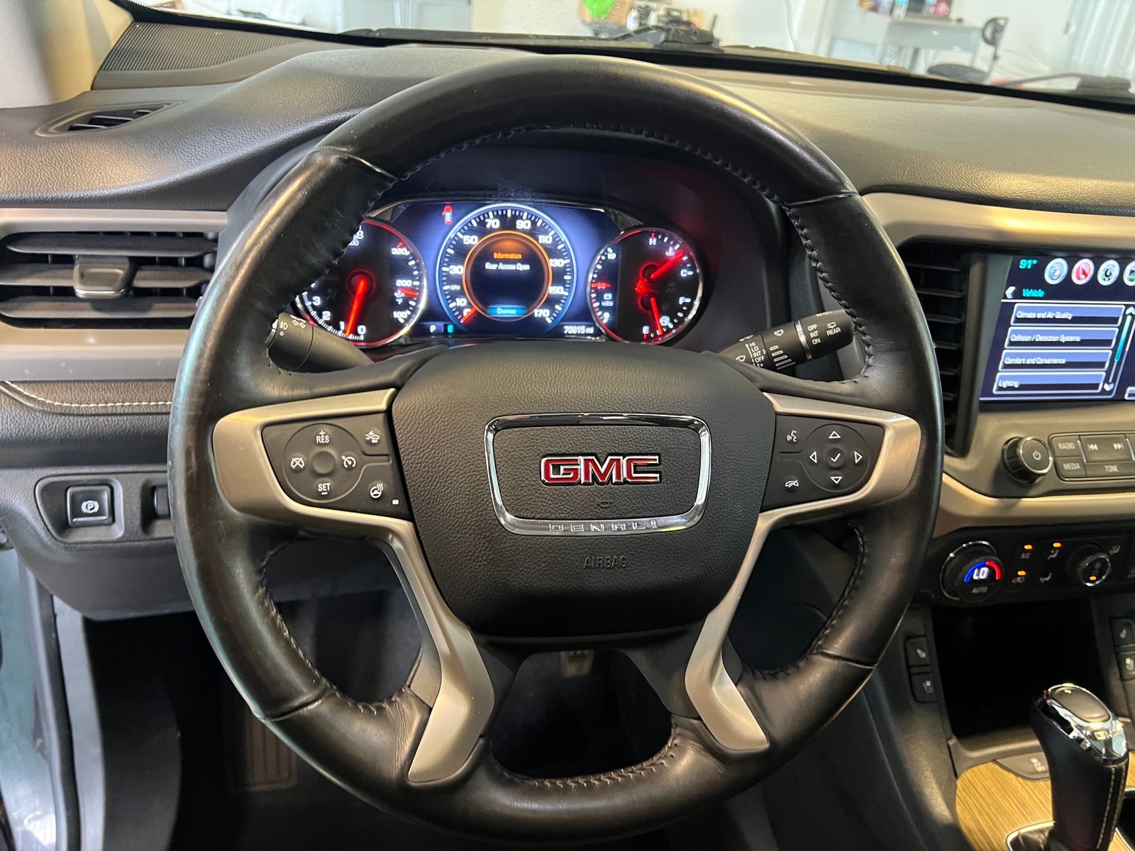 Thumbnail: 2017 GMC Acadia - 4