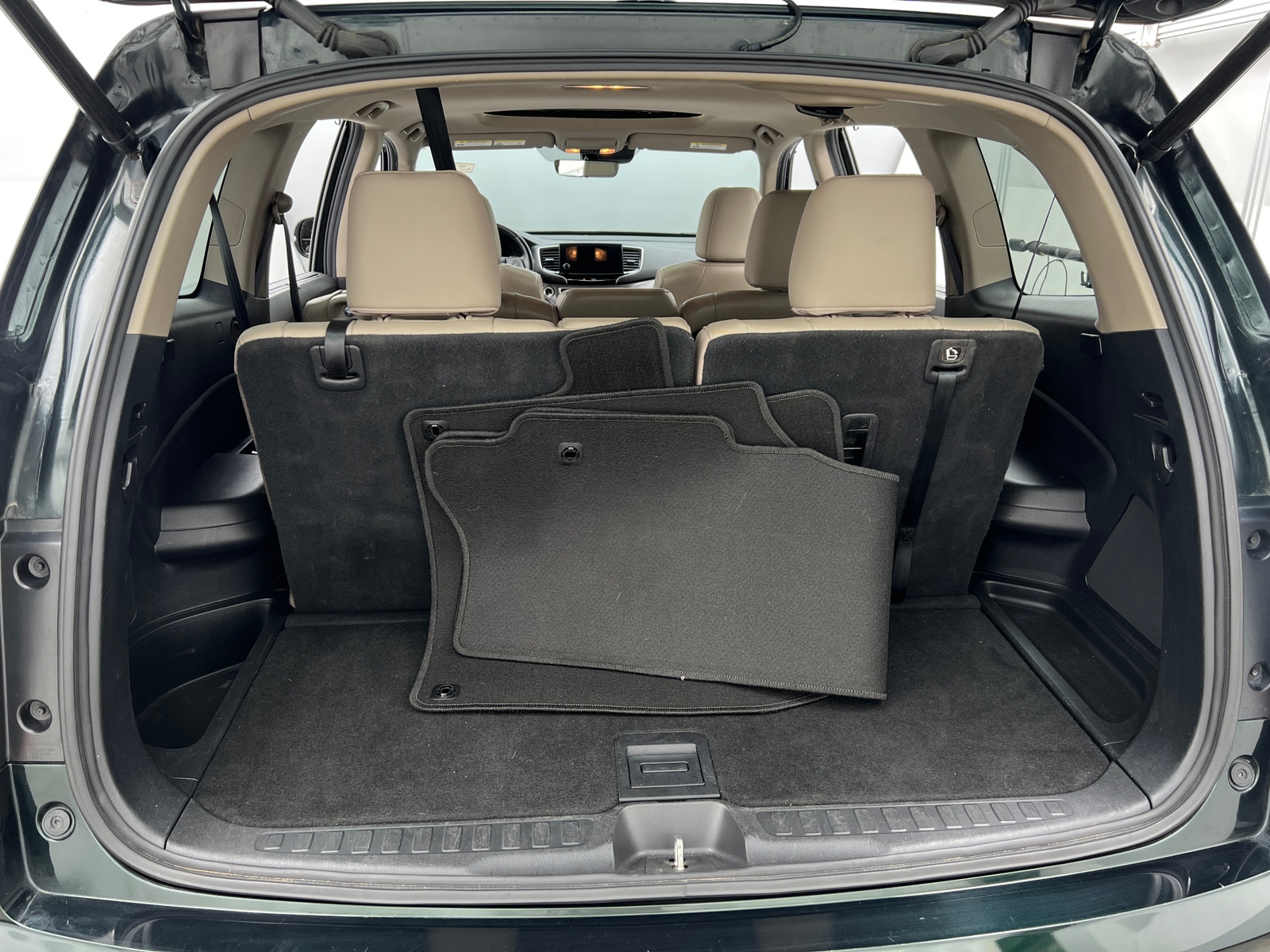 Thumbnail: 2019 Honda Pilot - 6
