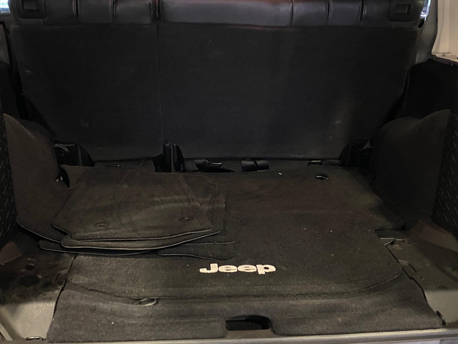 Thumbnail: 2015 Jeep Wrangler - 7