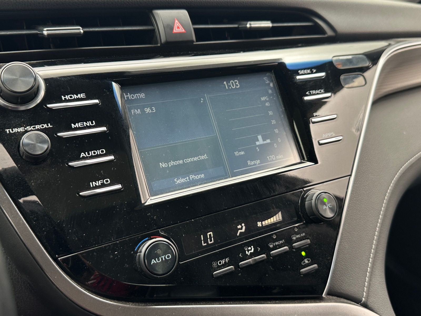 Thumbnail: 2018 Toyota Camry - 4