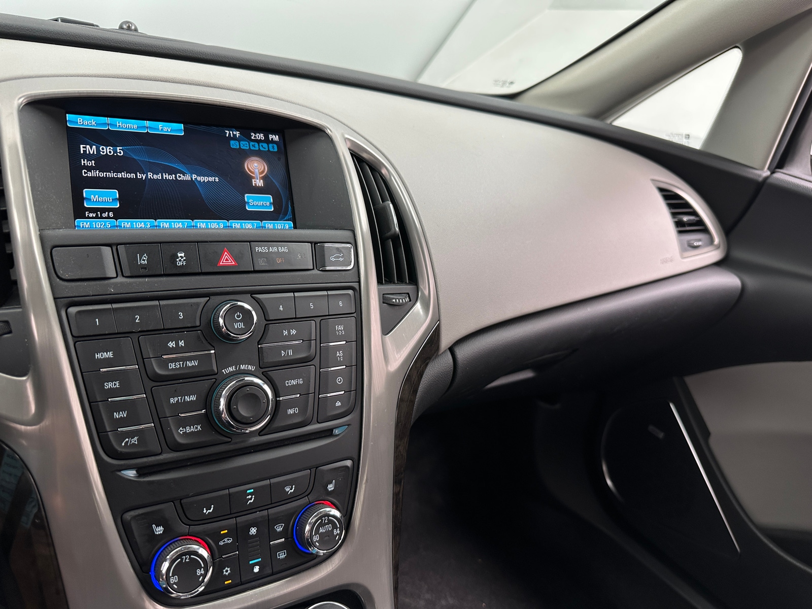 Thumbnail: 2015 Buick Verano - 4