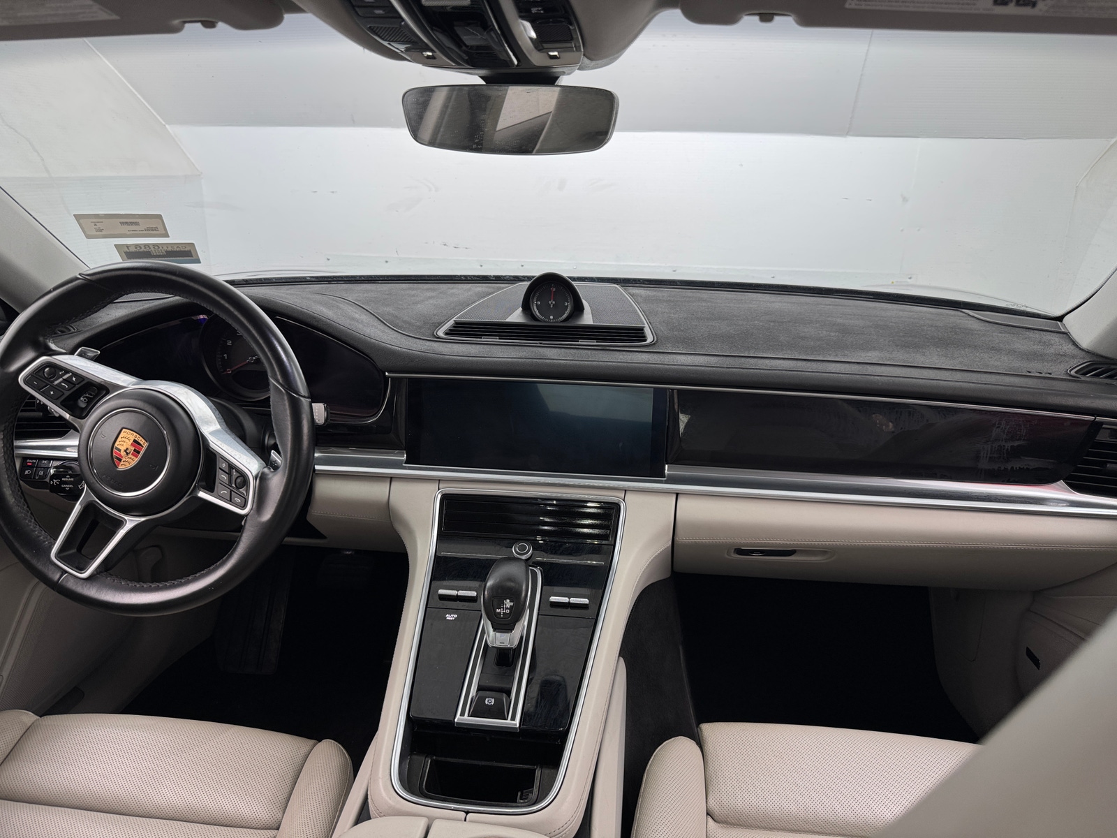 Thumbnail: 2020 Porsche Panamera - 3