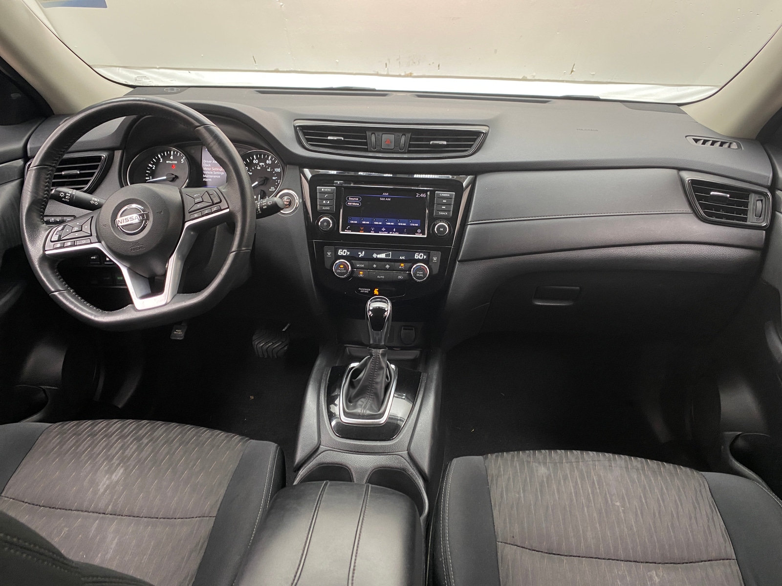 Thumbnail: 2018 Nissan Rogue - 3