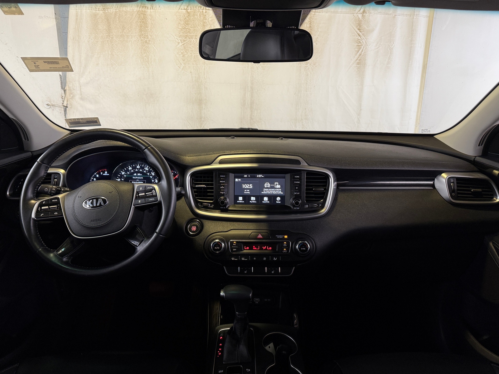 Thumbnail: 2020 Kia Sorento - 2