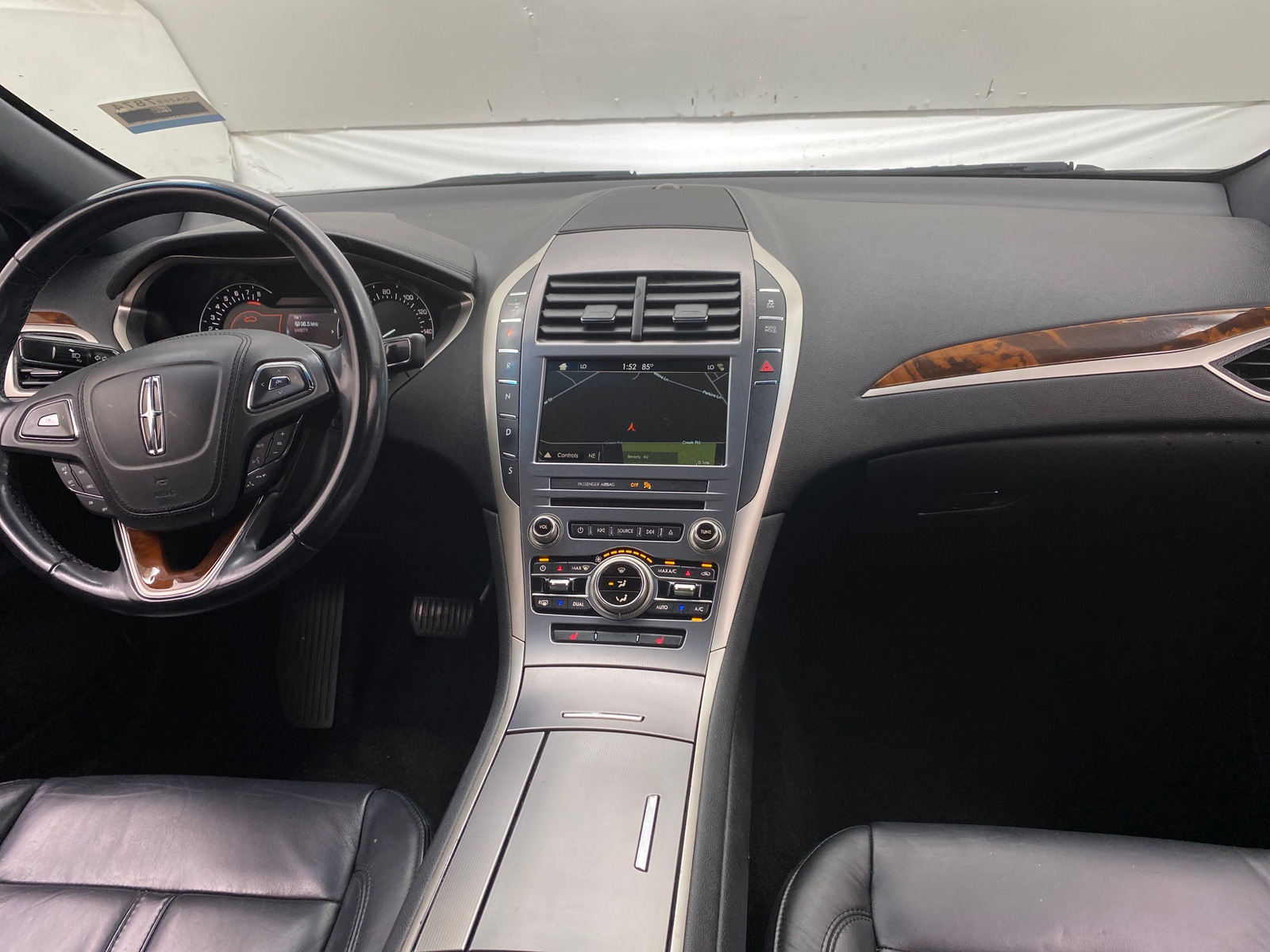 Thumbnail: 2017 Lincoln MKZ - 2