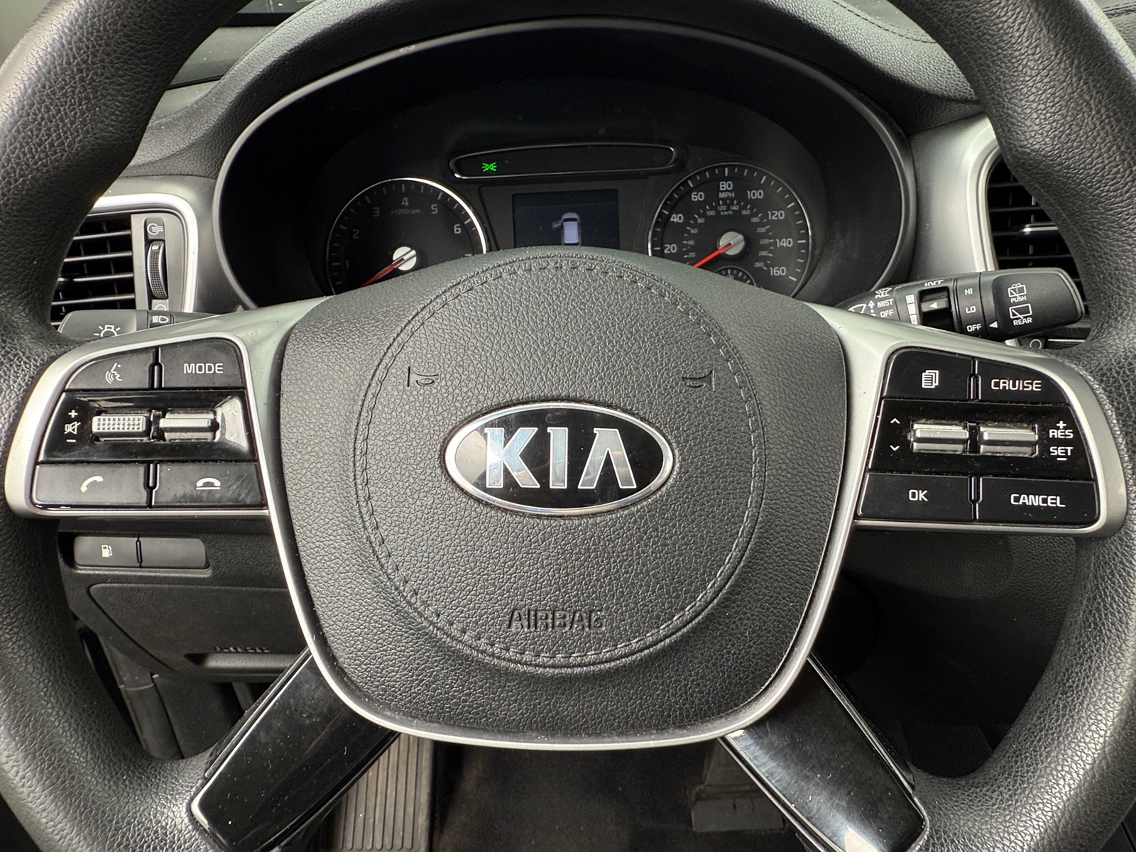 Thumbnail: 2019 Kia Sorento - 5