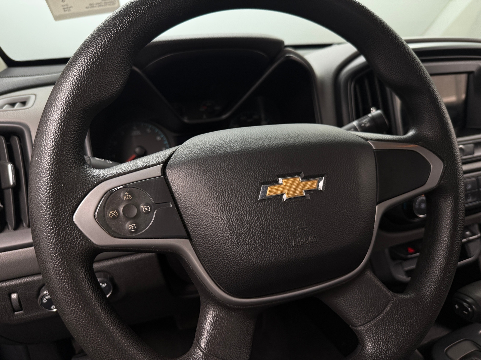 Thumbnail: 2019 Chevrolet Colorado - 5