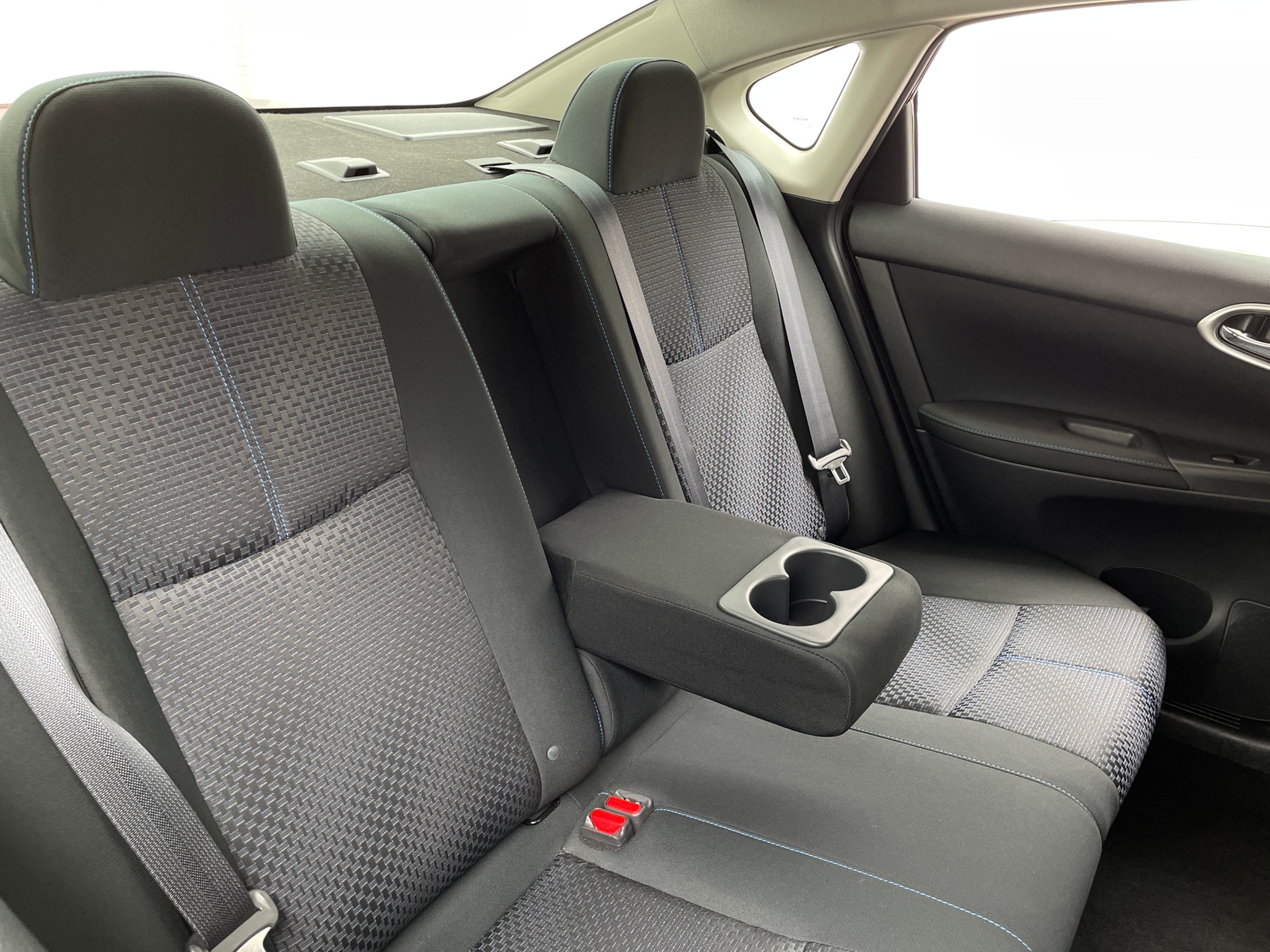 Thumbnail: 2019 Nissan Sentra - 6