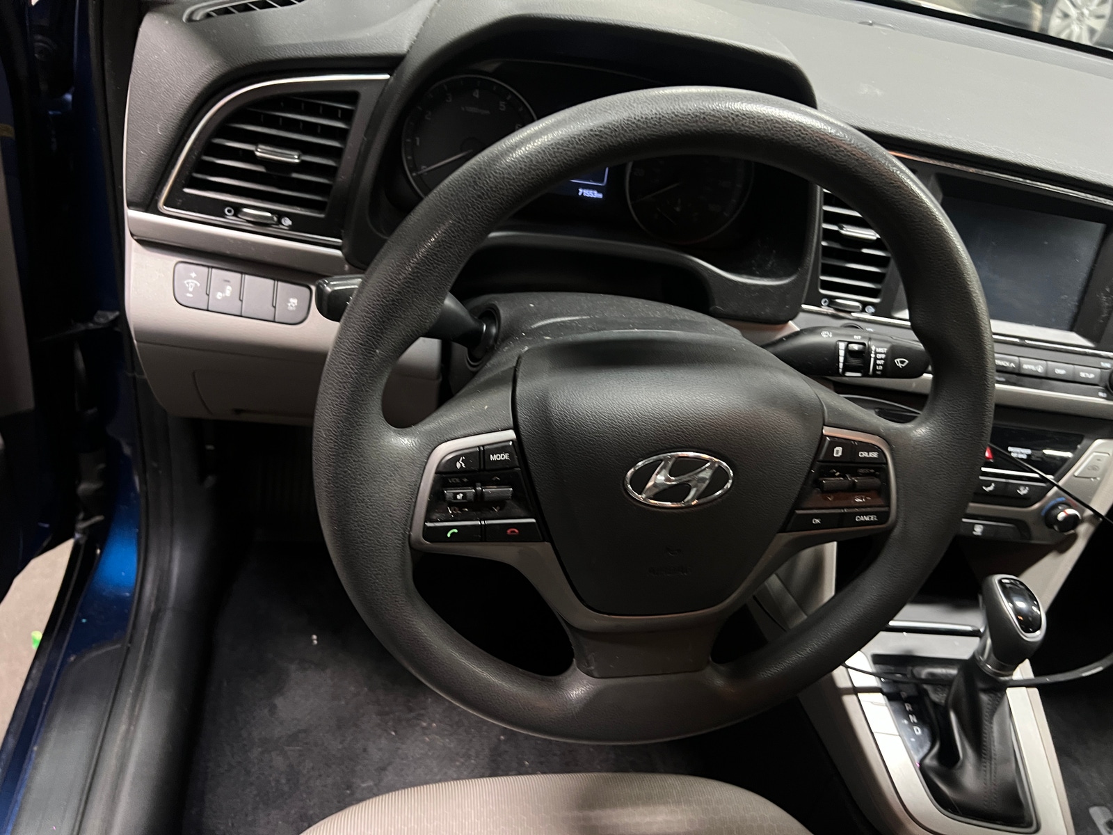 Thumbnail: 2018 Hyundai Elantra - 5