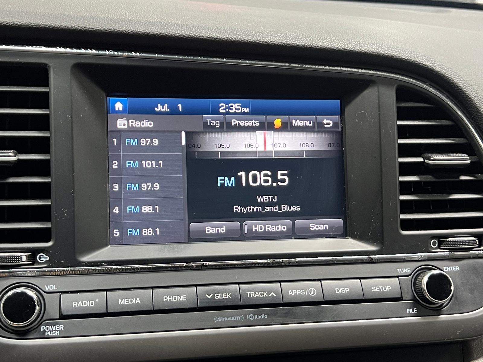 Thumbnail: 2018 Hyundai Elantra - 4