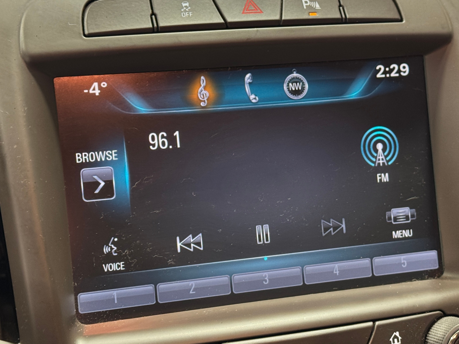 Thumbnail: 2015 Buick Regal - 3