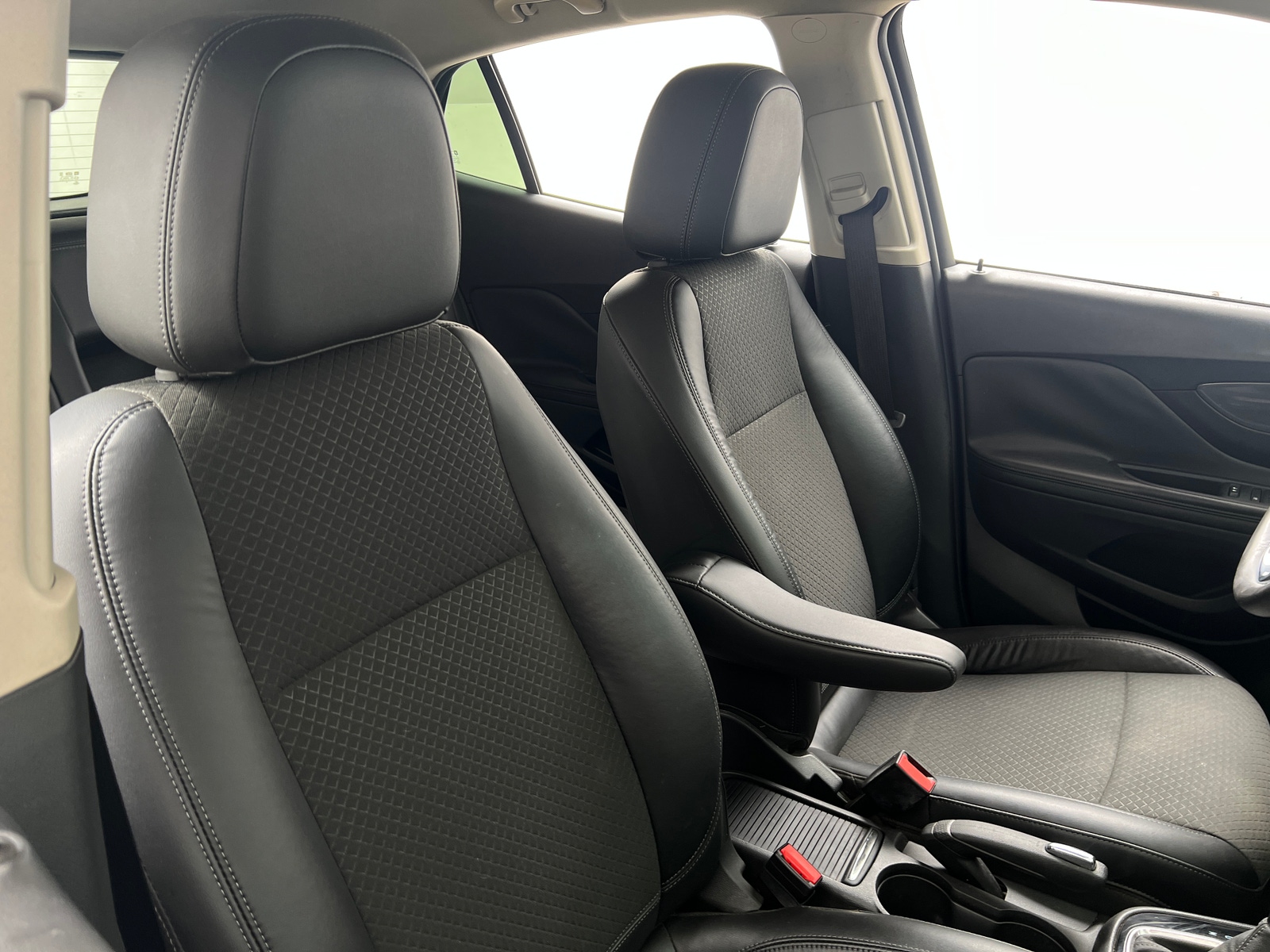 Thumbnail: 2017 Buick Encore - 2