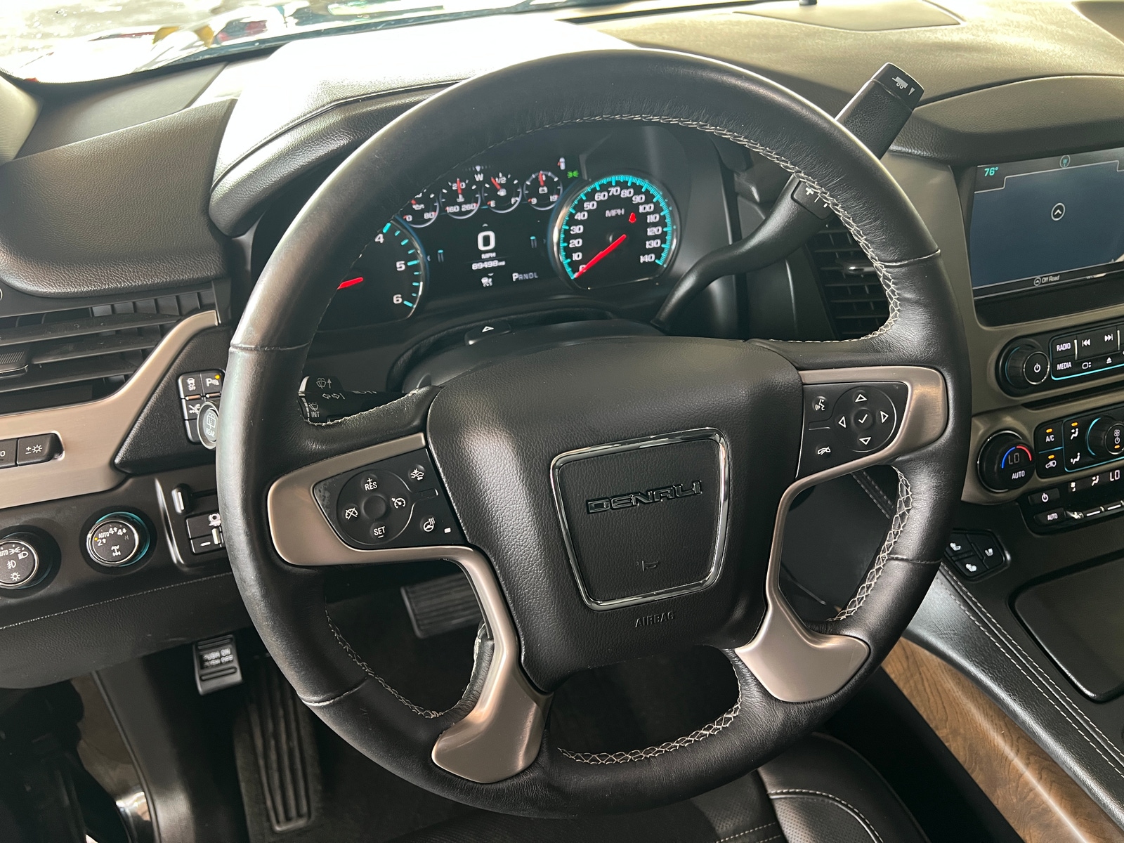 Thumbnail: 2018 GMC Yukon - 4