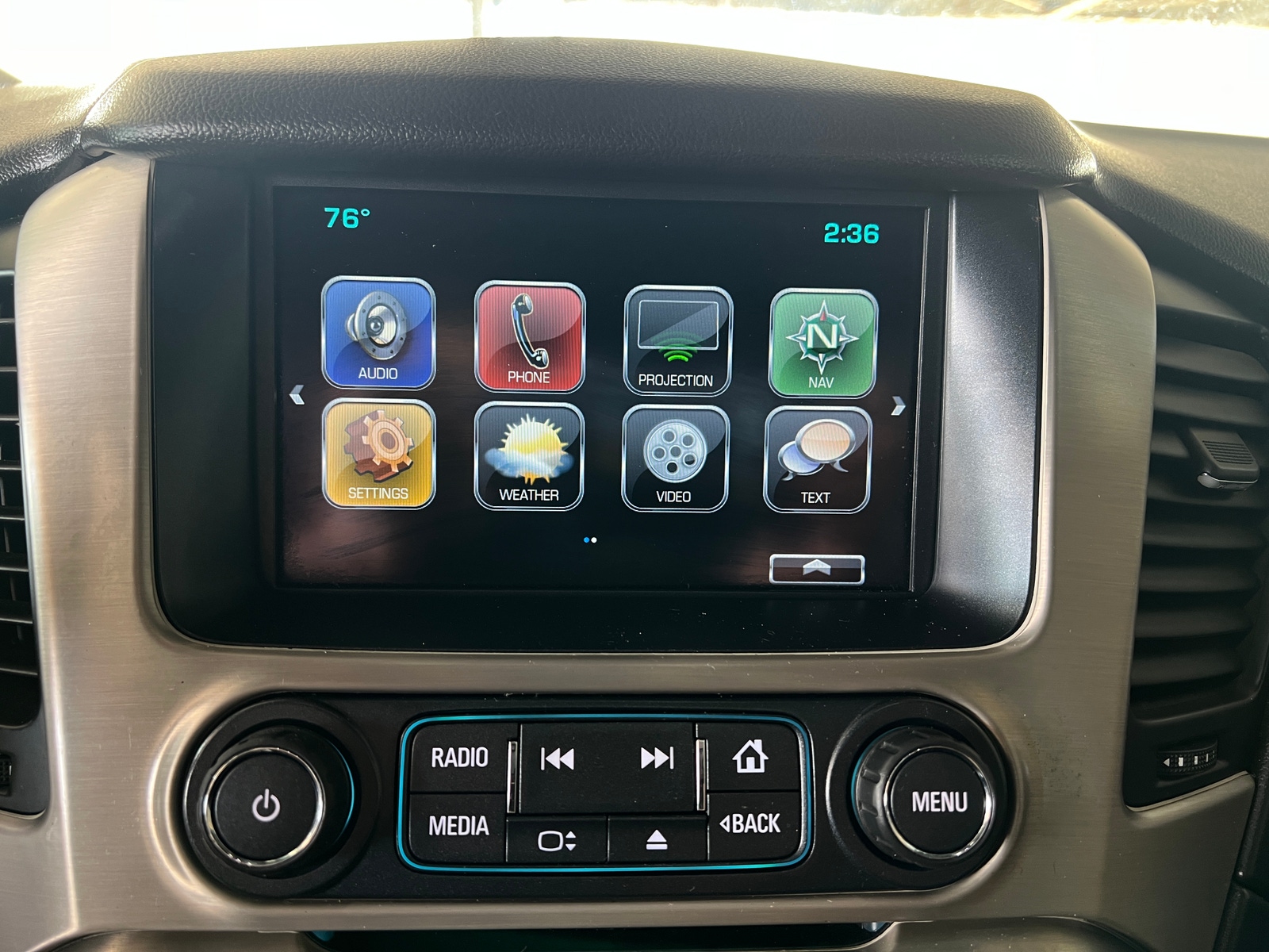 Thumbnail: 2018 GMC Yukon - 3