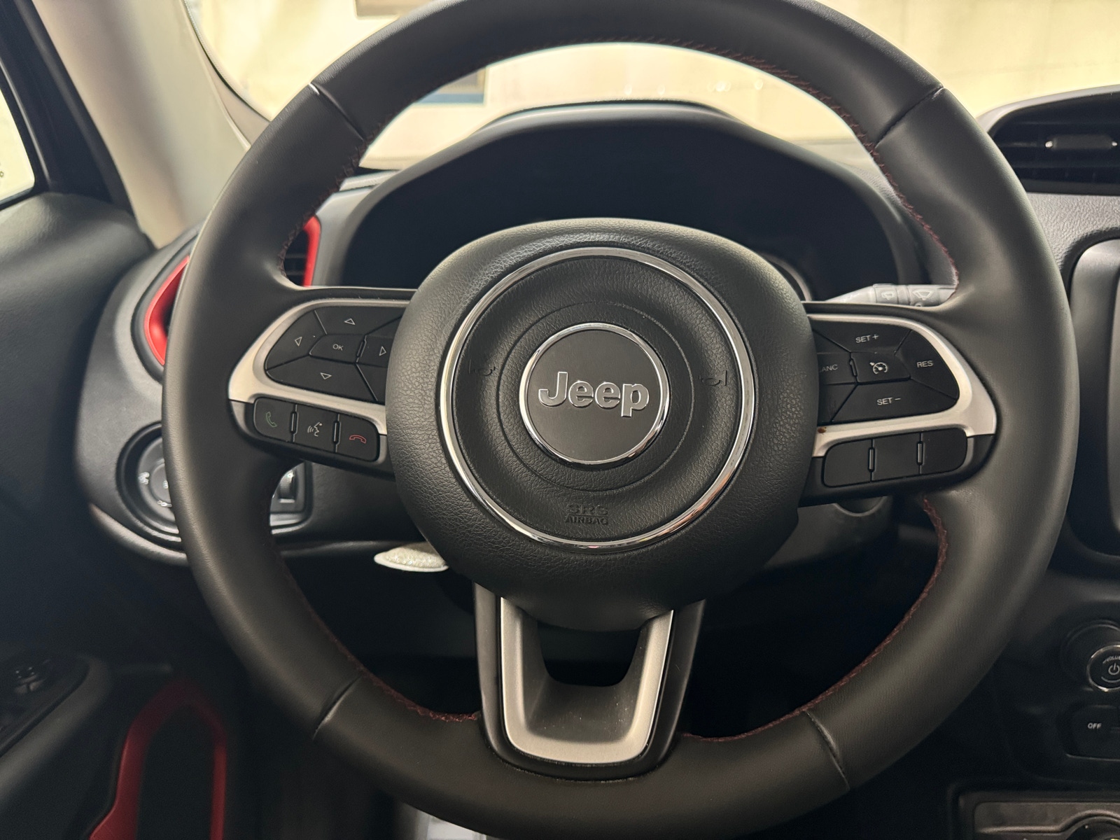 Thumbnail: 2023 Jeep Renegade - 5