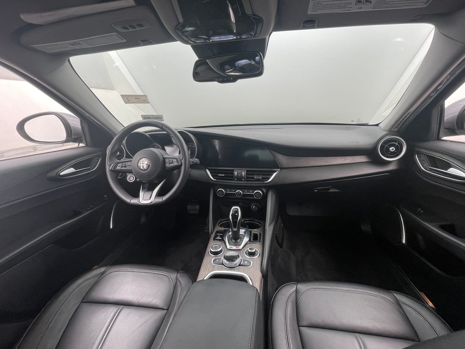 Thumbnail: 2020 Alfa Romeo Giulia - 2