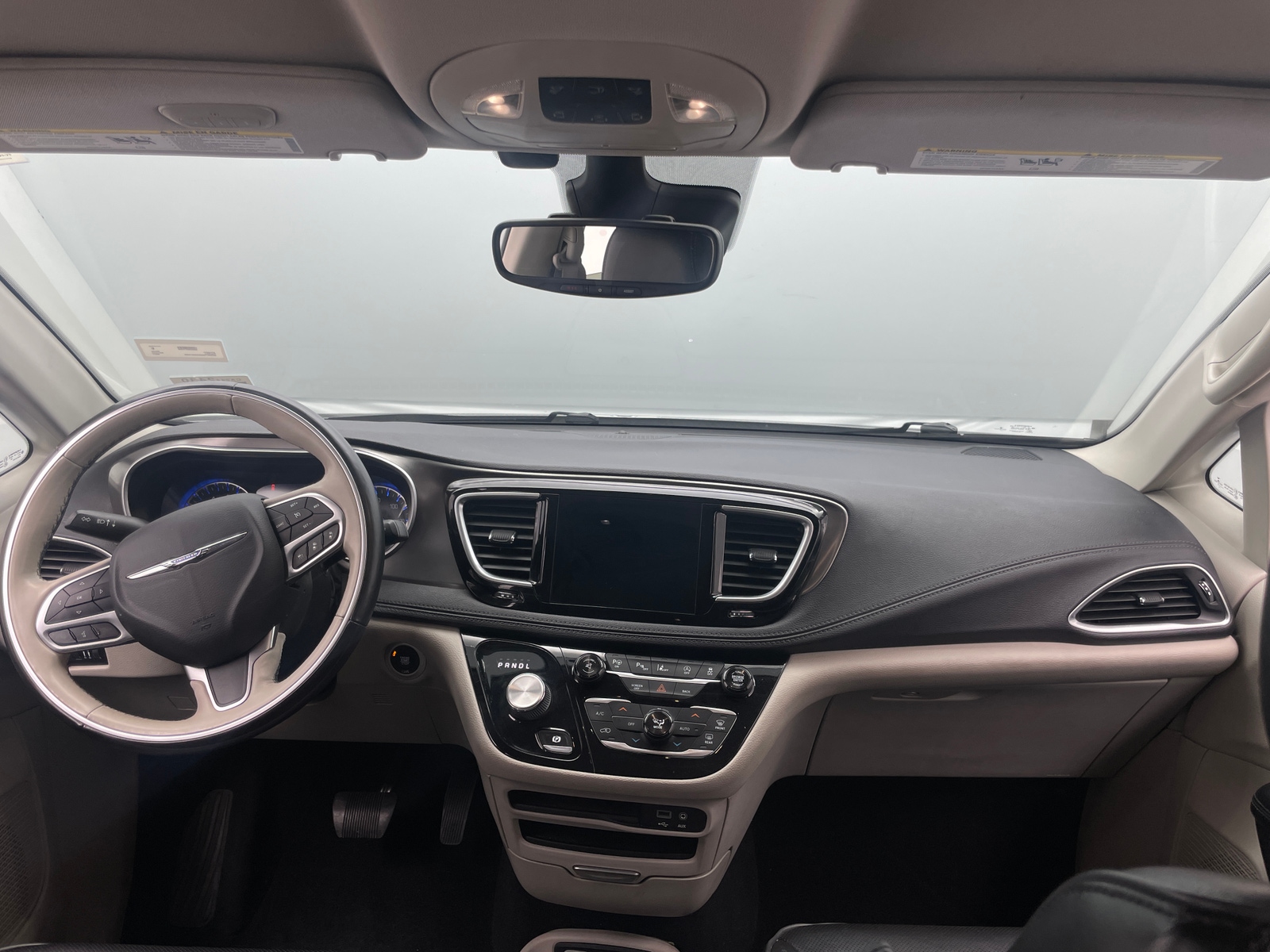 Thumbnail: 2017 Chrysler Pacifica - 2
