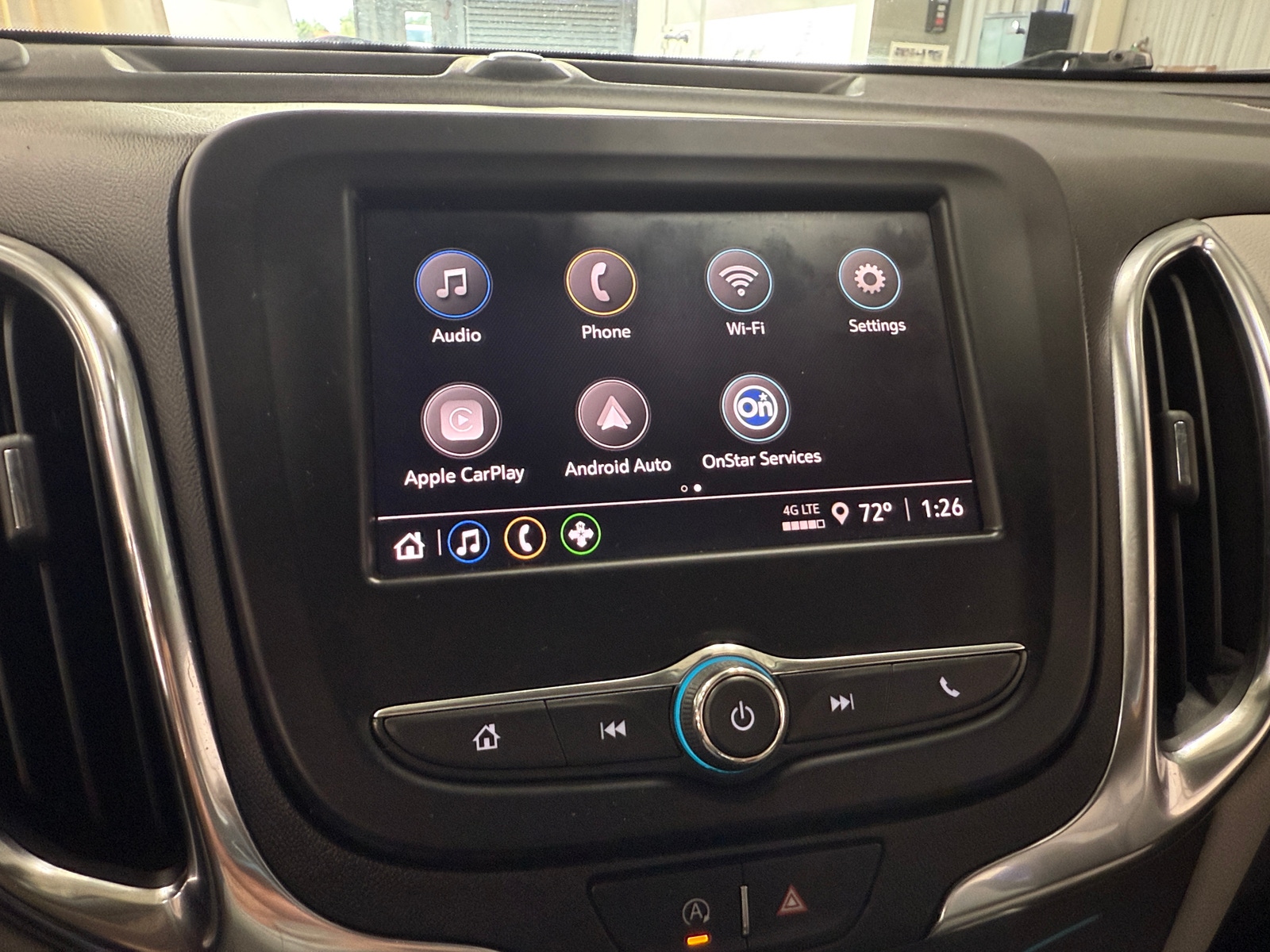 Thumbnail: 2022 Chevrolet Equinox - 4