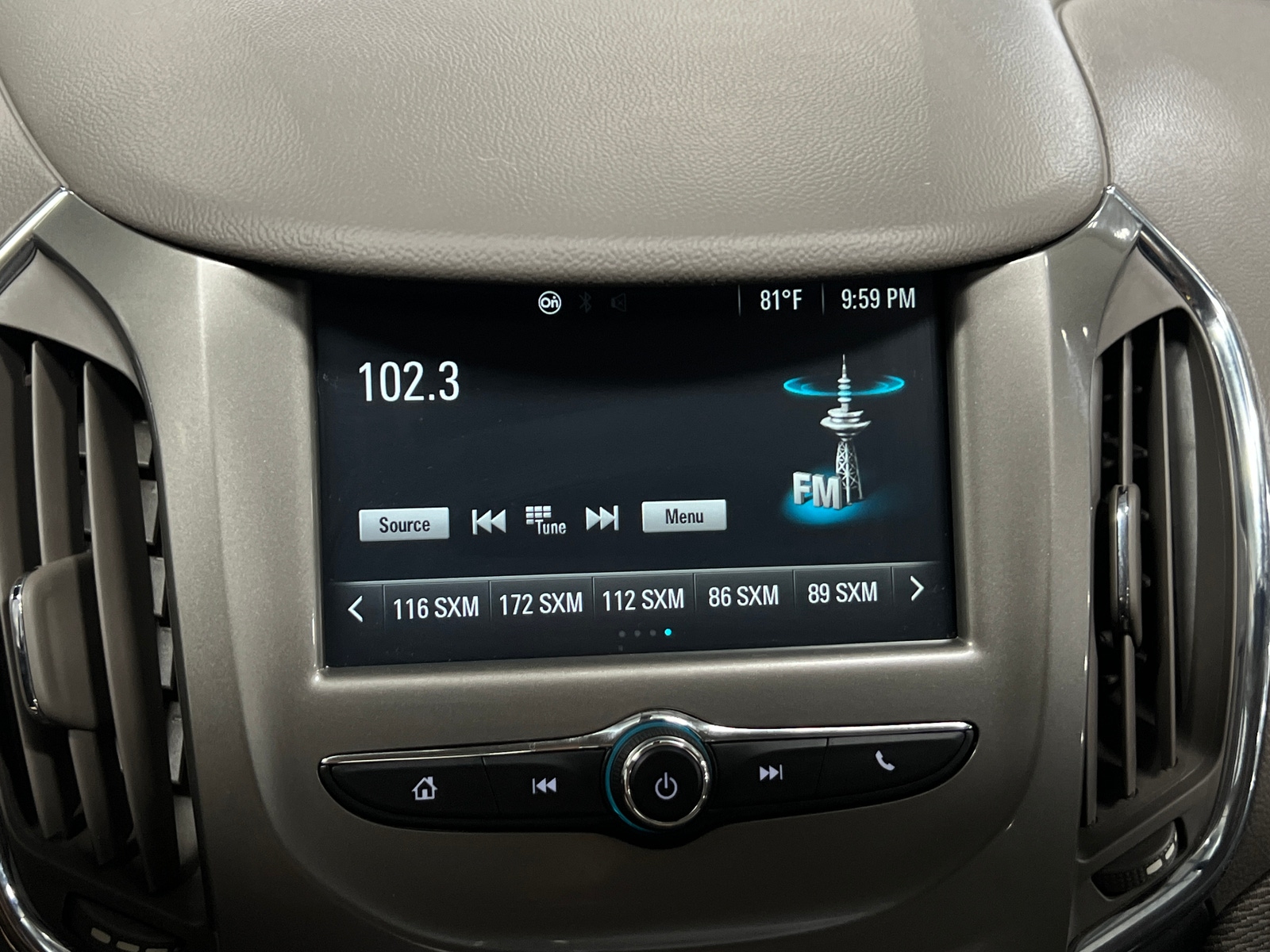 Thumbnail: 2016 Chevrolet Cruze - 4
