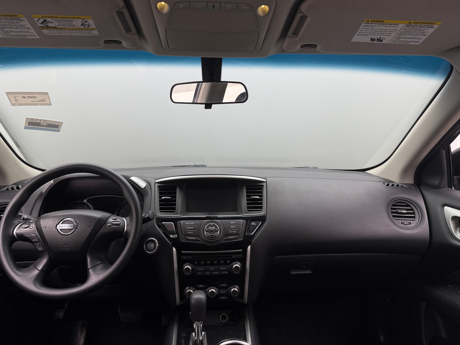 Thumbnail: 2017 Nissan Pathfinder - 3