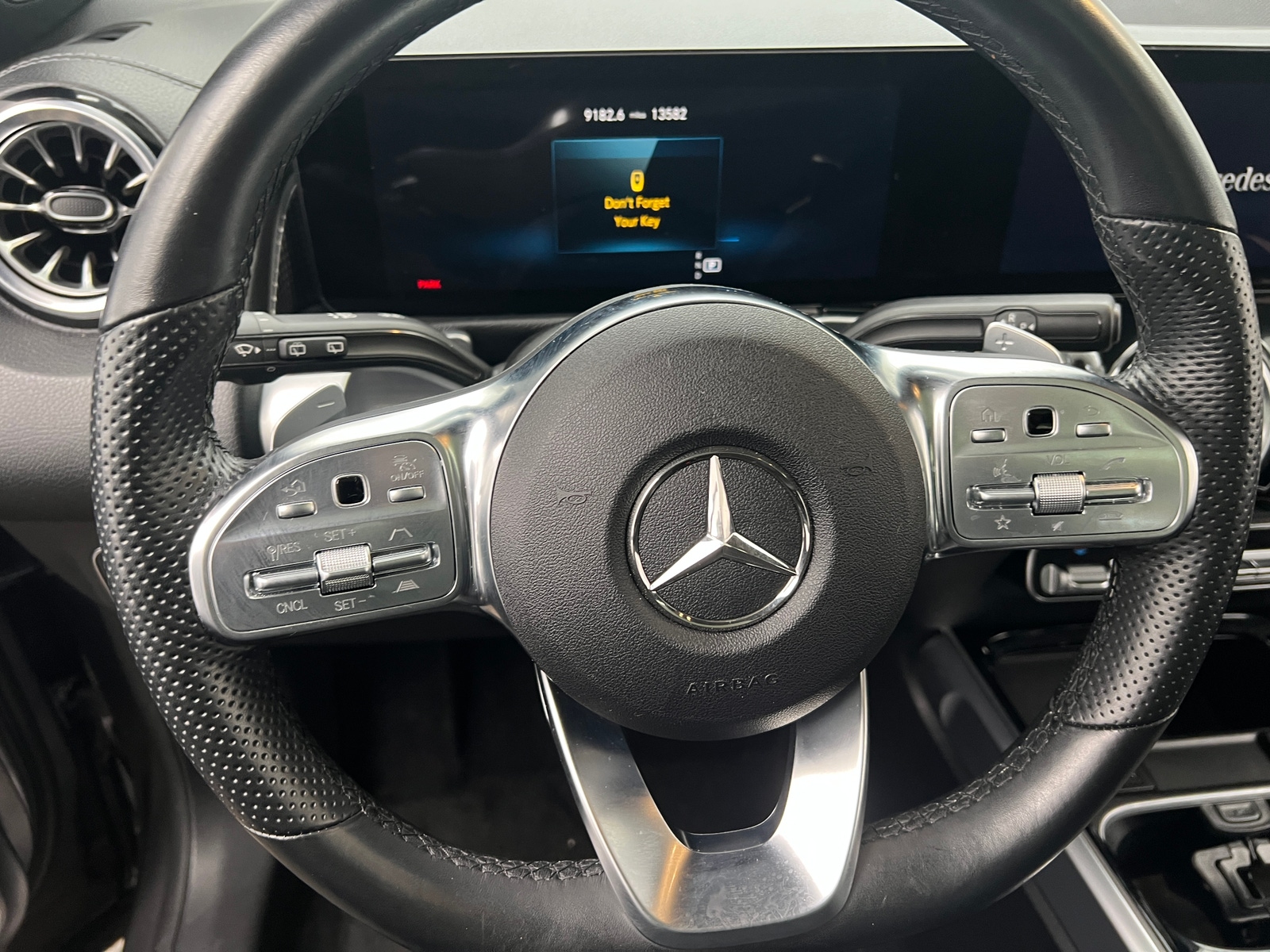 Thumbnail: 2022 Mercedes-Benz EQB - 4