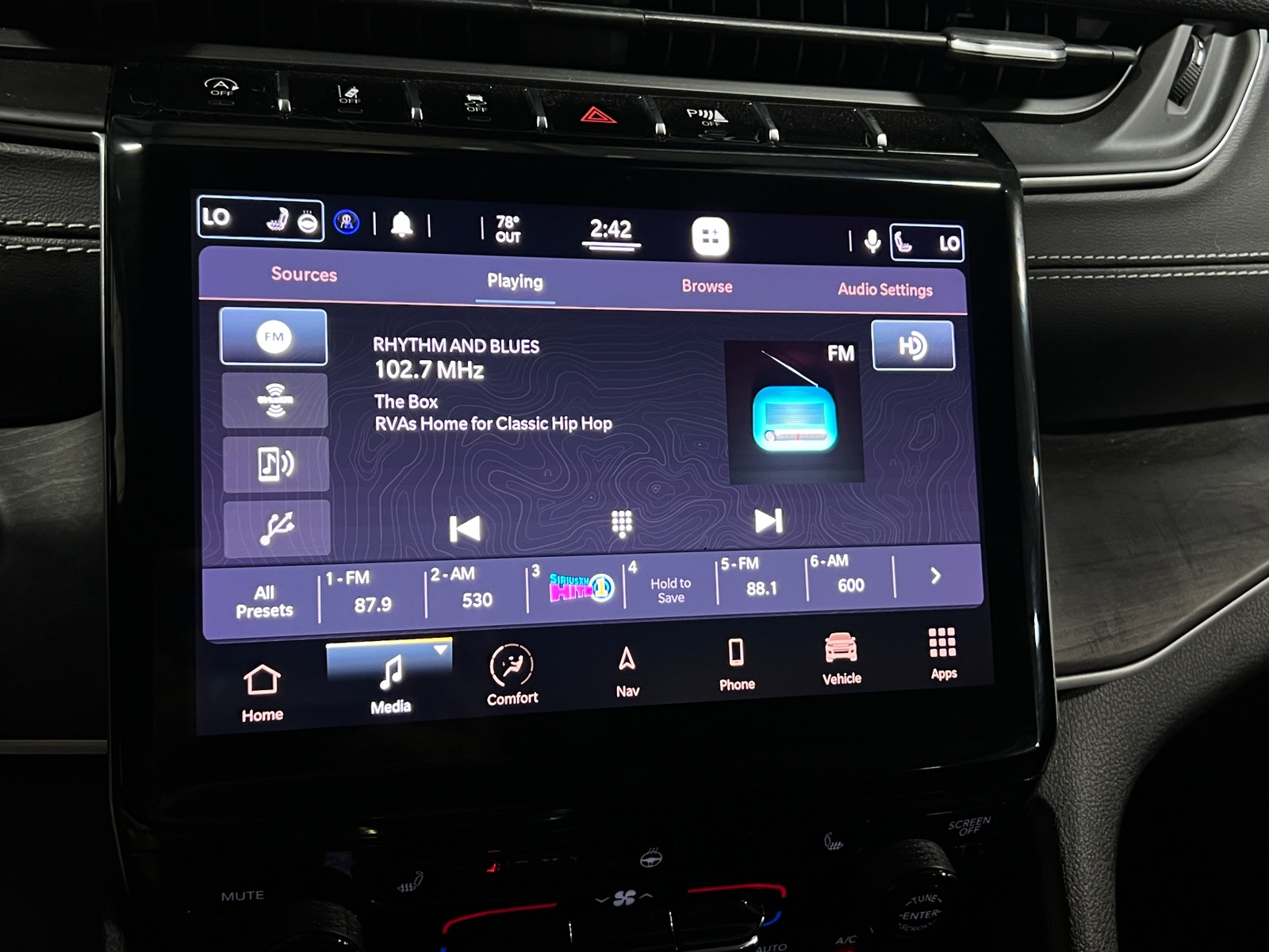 Thumbnail: 2021 Jeep Grand Cherokee L - 3