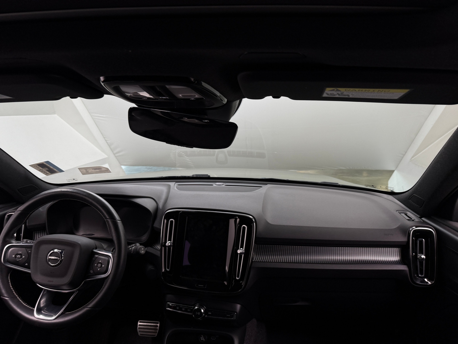 Thumbnail: 2021 Volvo XC40 - 2
