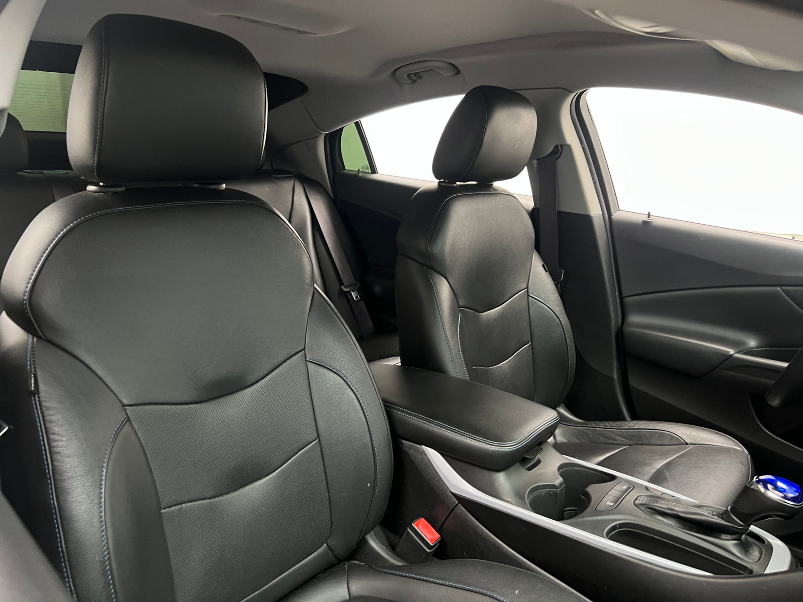Thumbnail: 2017 Chevrolet Volt - 2