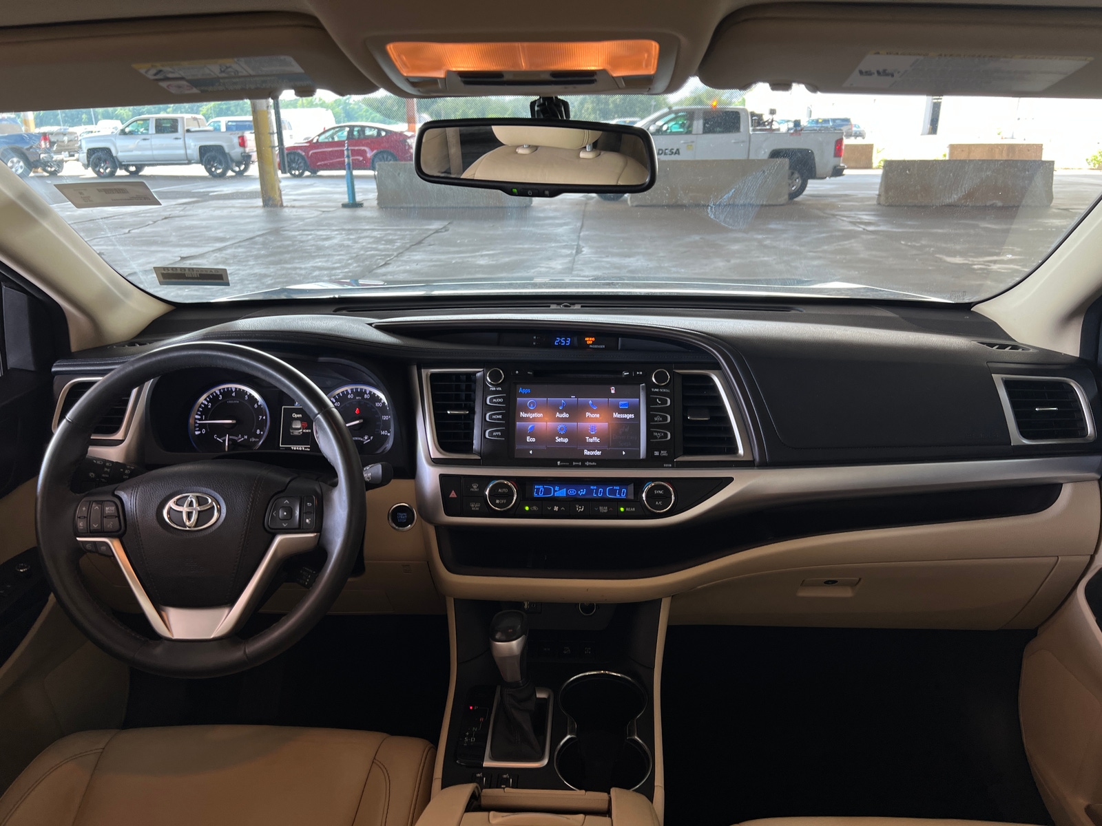 Thumbnail: 2016 Toyota Highlander - 2