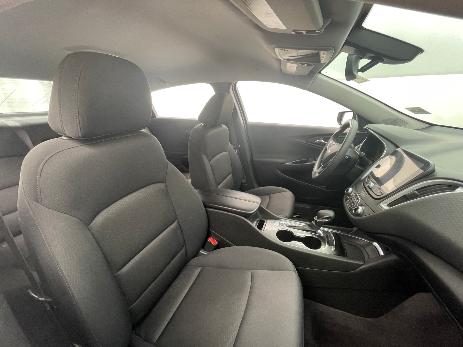 Thumbnail: 2022 Chevrolet Malibu - 2