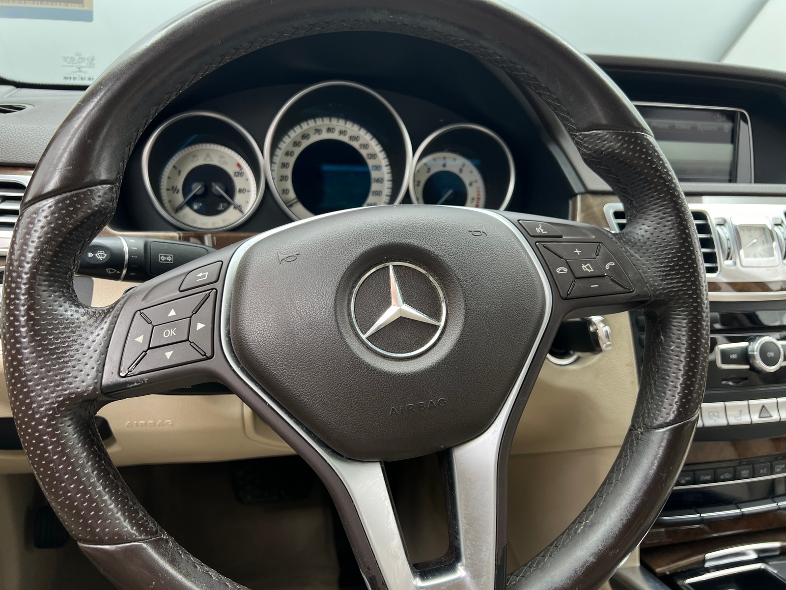 Thumbnail: 2014 Mercedes-Benz E-Class - 4