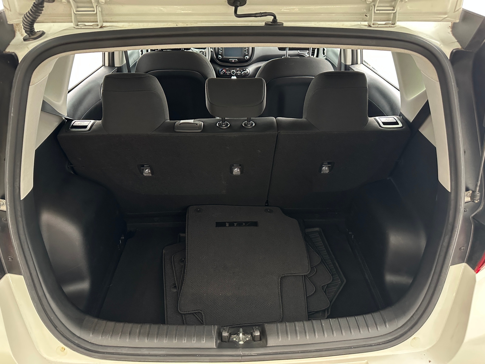 Thumbnail: 2021 Kia Soul - 7
