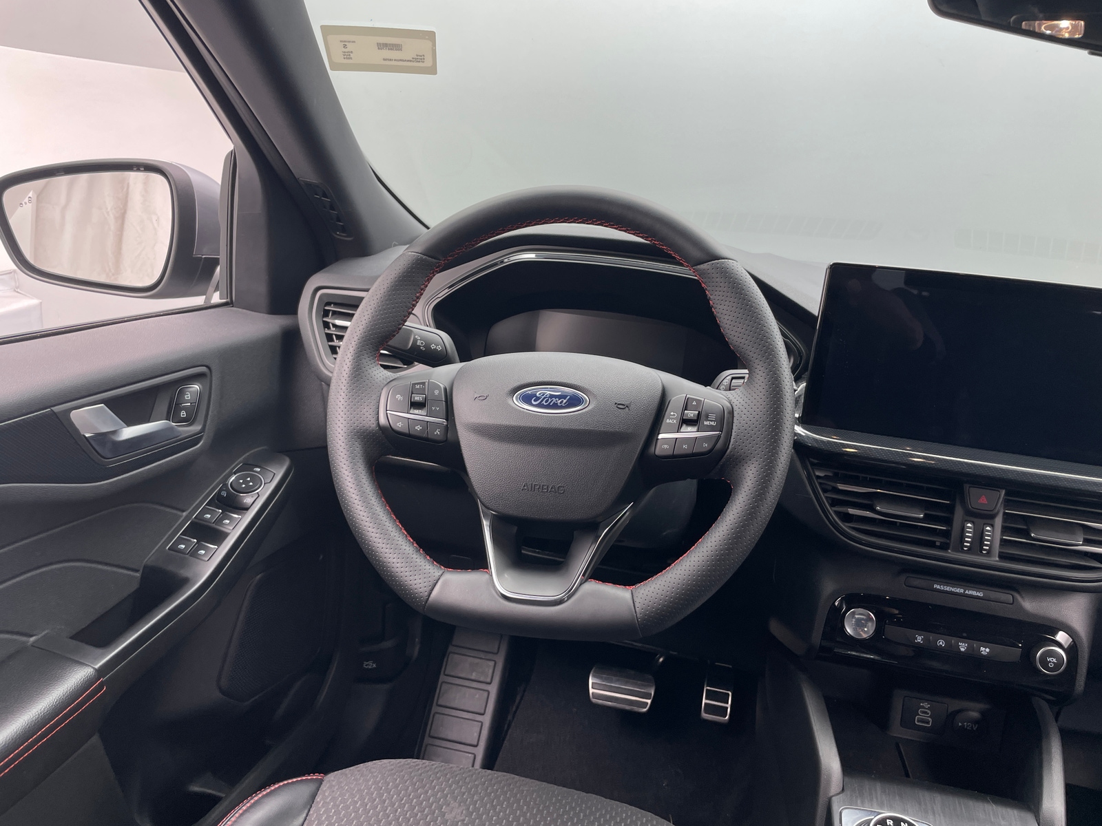 Thumbnail: 2024 Ford Escape - 4
