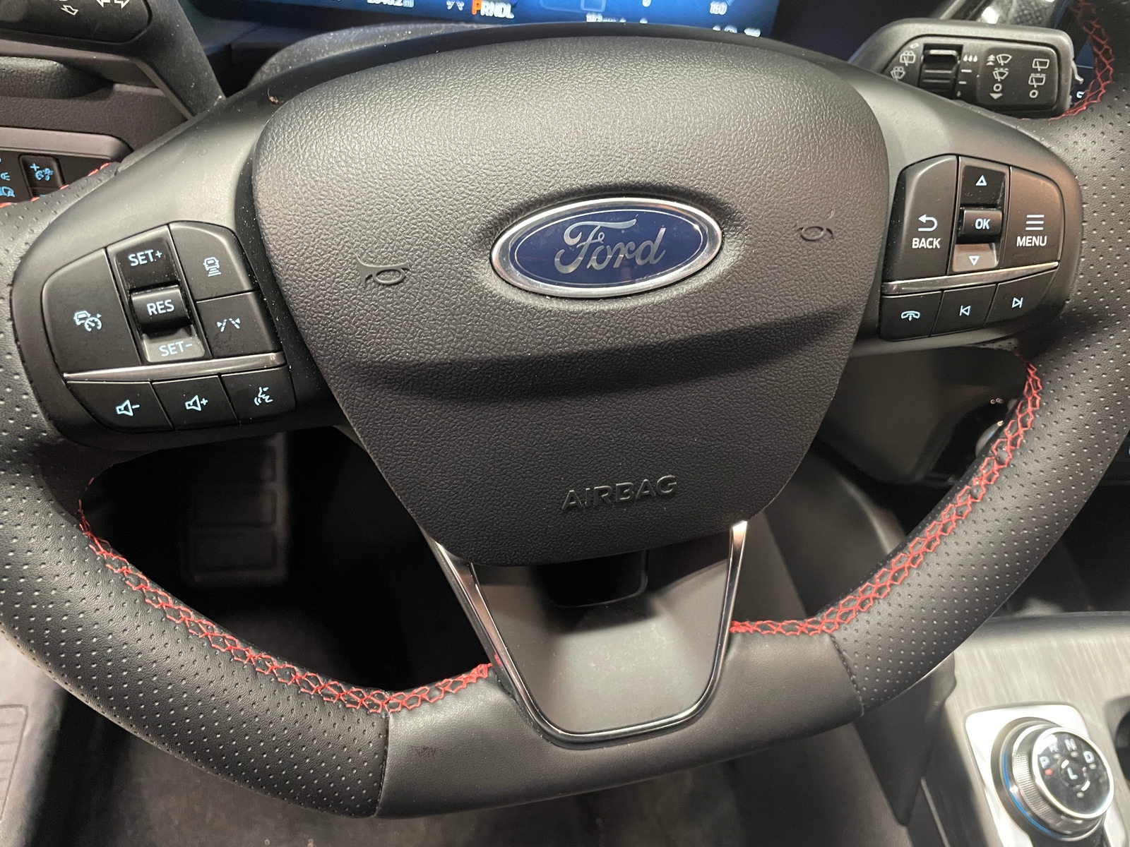 Thumbnail: 2024 Ford Escape - 4