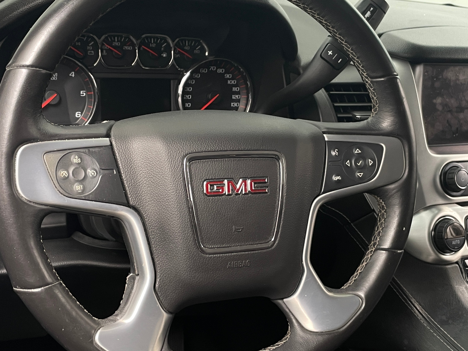 Thumbnail: 2016 GMC Yukon - 5
