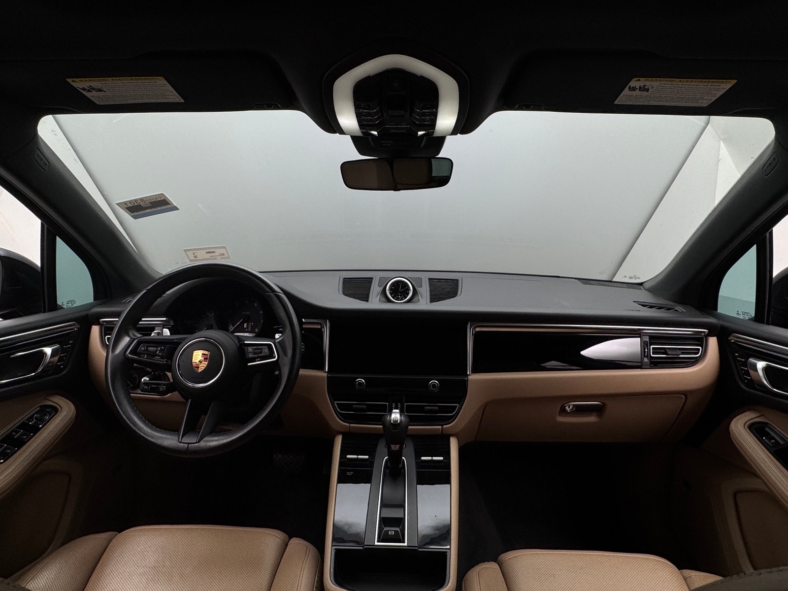 Thumbnail: 2022 Porsche Macan - 2