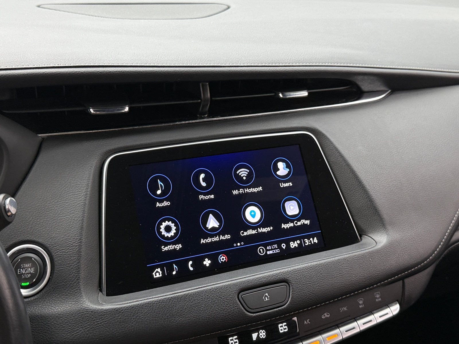 Thumbnail: 2023 Cadillac XT4 - 3