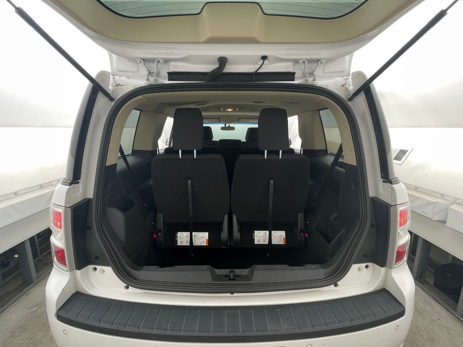 Thumbnail: 2019 Ford Flex - 7