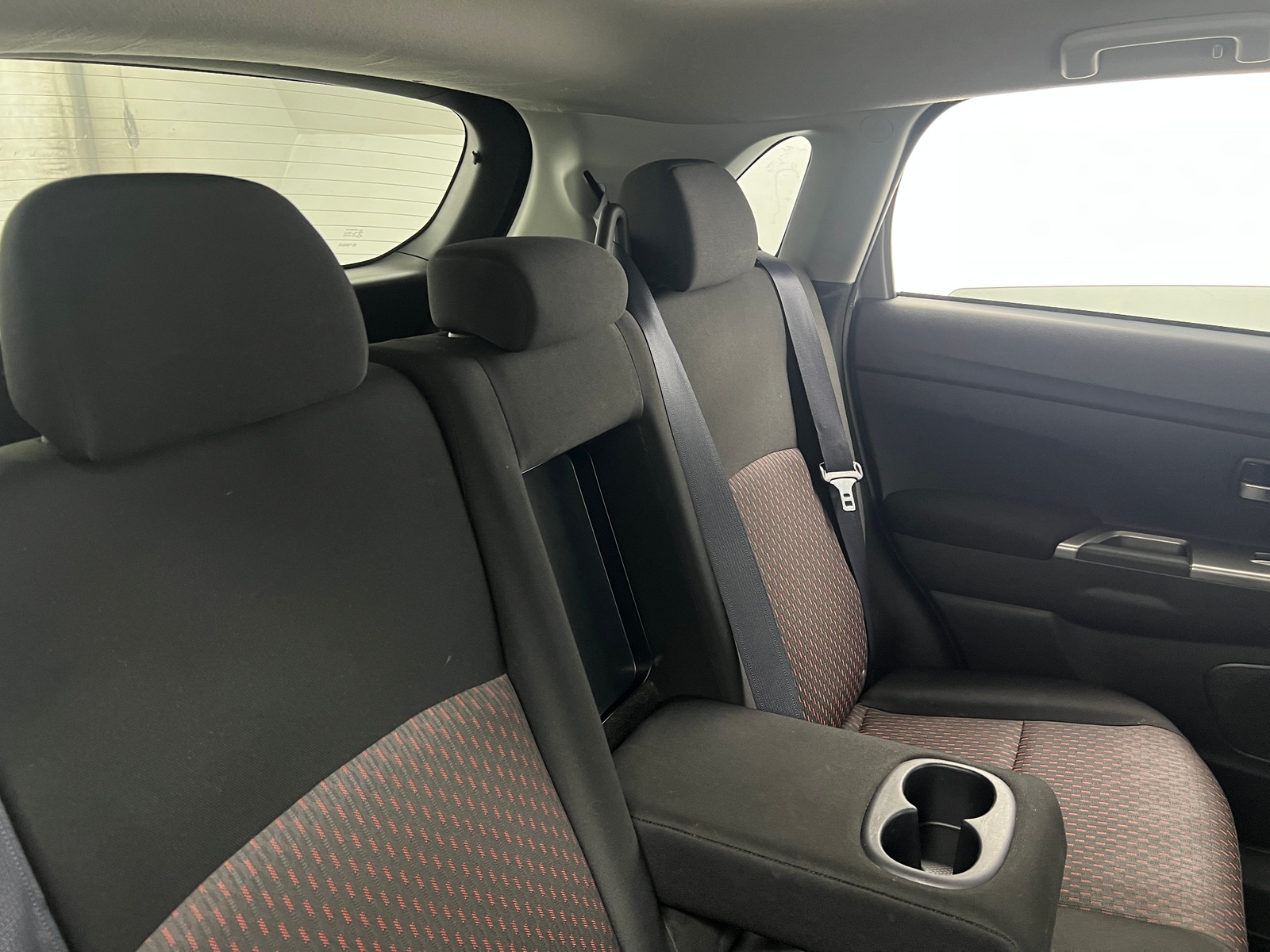 Thumbnail: 2019 Mitsubishi Outlander Sport - 6
