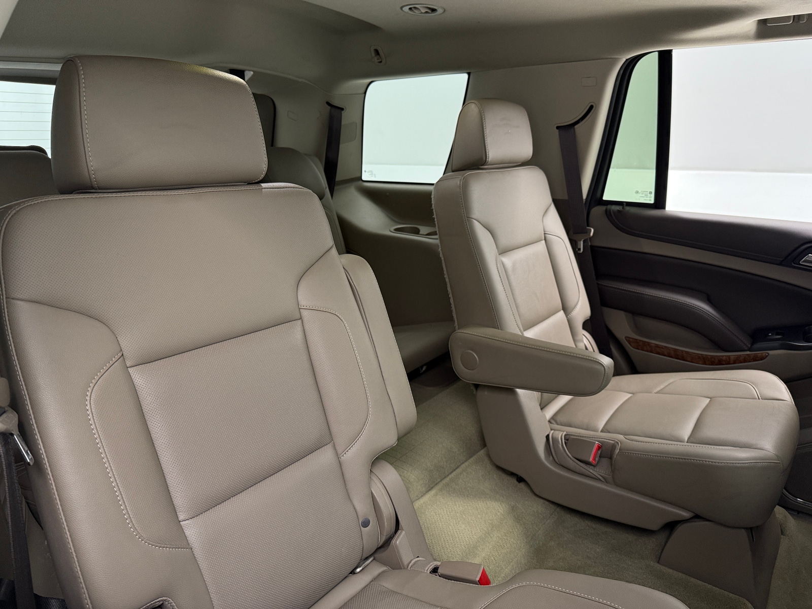 Thumbnail: 2017 Chevrolet Tahoe - 5