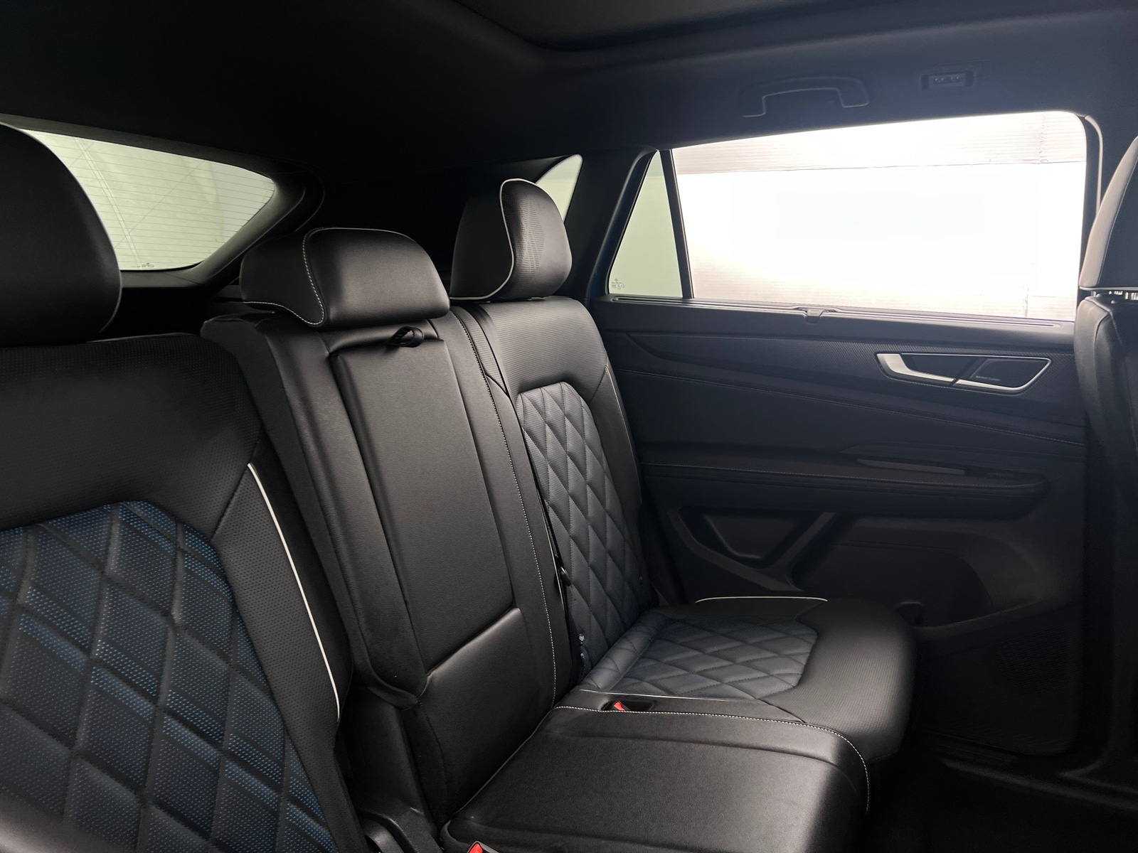 Thumbnail: 2025 Volkswagen Atlas - 5