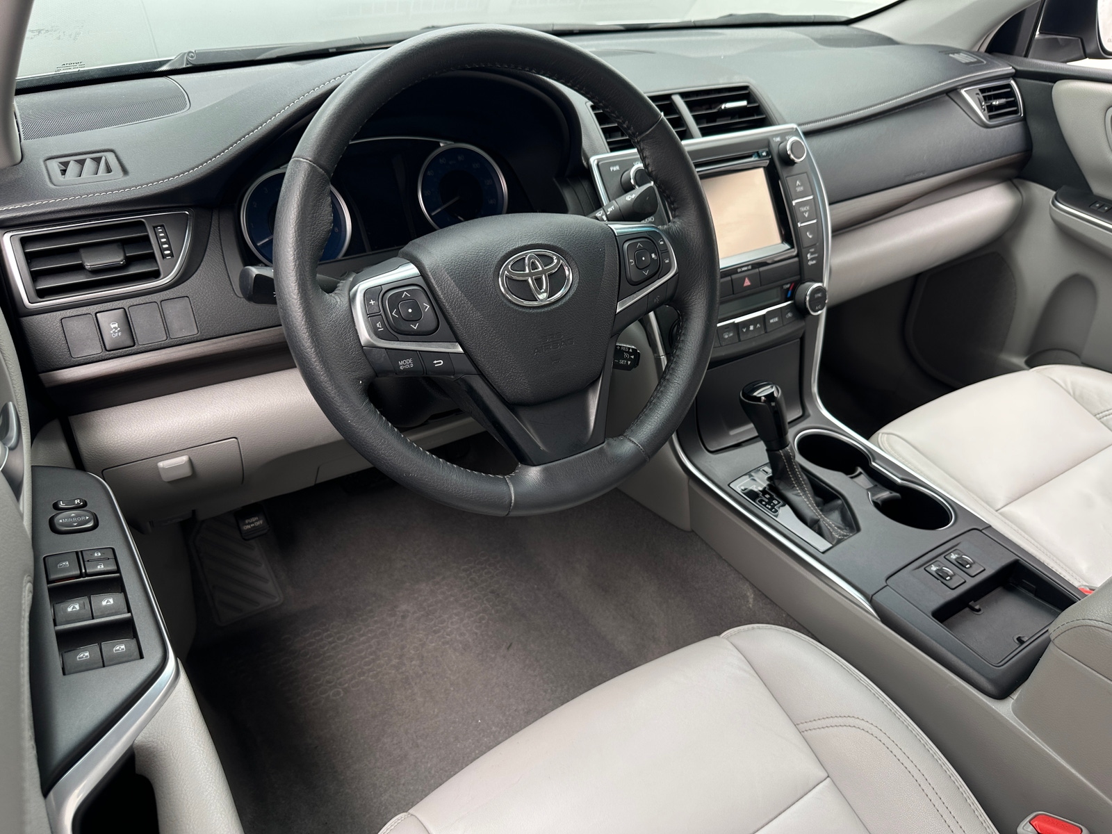 Thumbnail: 2017 Toyota Camry - 2