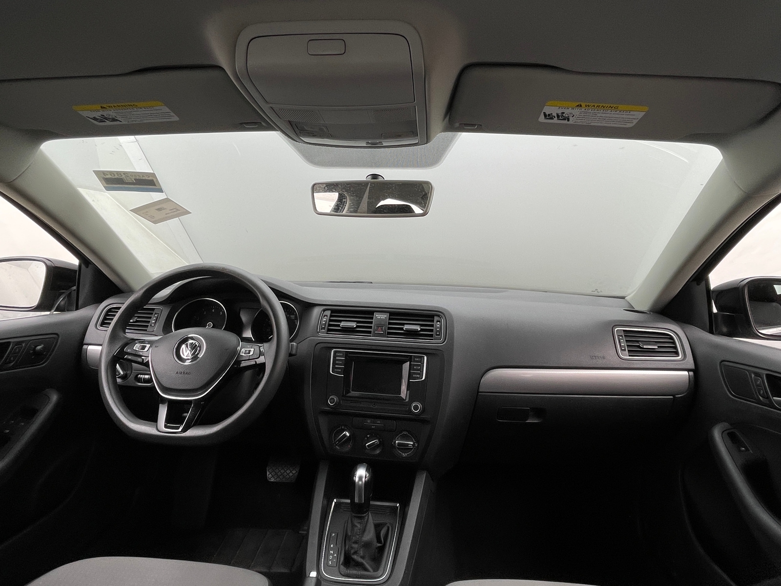 Thumbnail: 2017 Volkswagen Jetta - 3