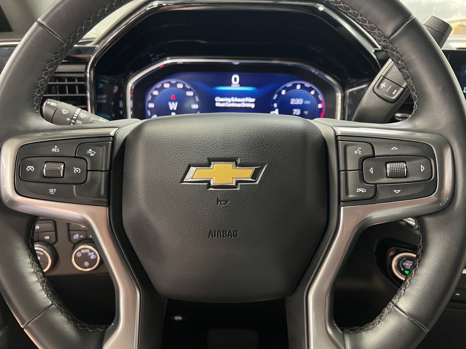 Thumbnail: 2024 Chevrolet Silverado 2500 - 5