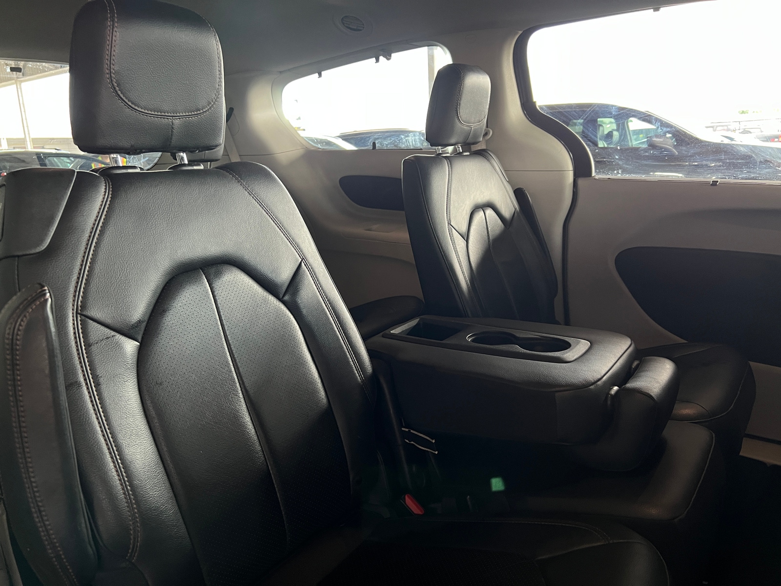Thumbnail: 2019 Chrysler Pacifica - 5