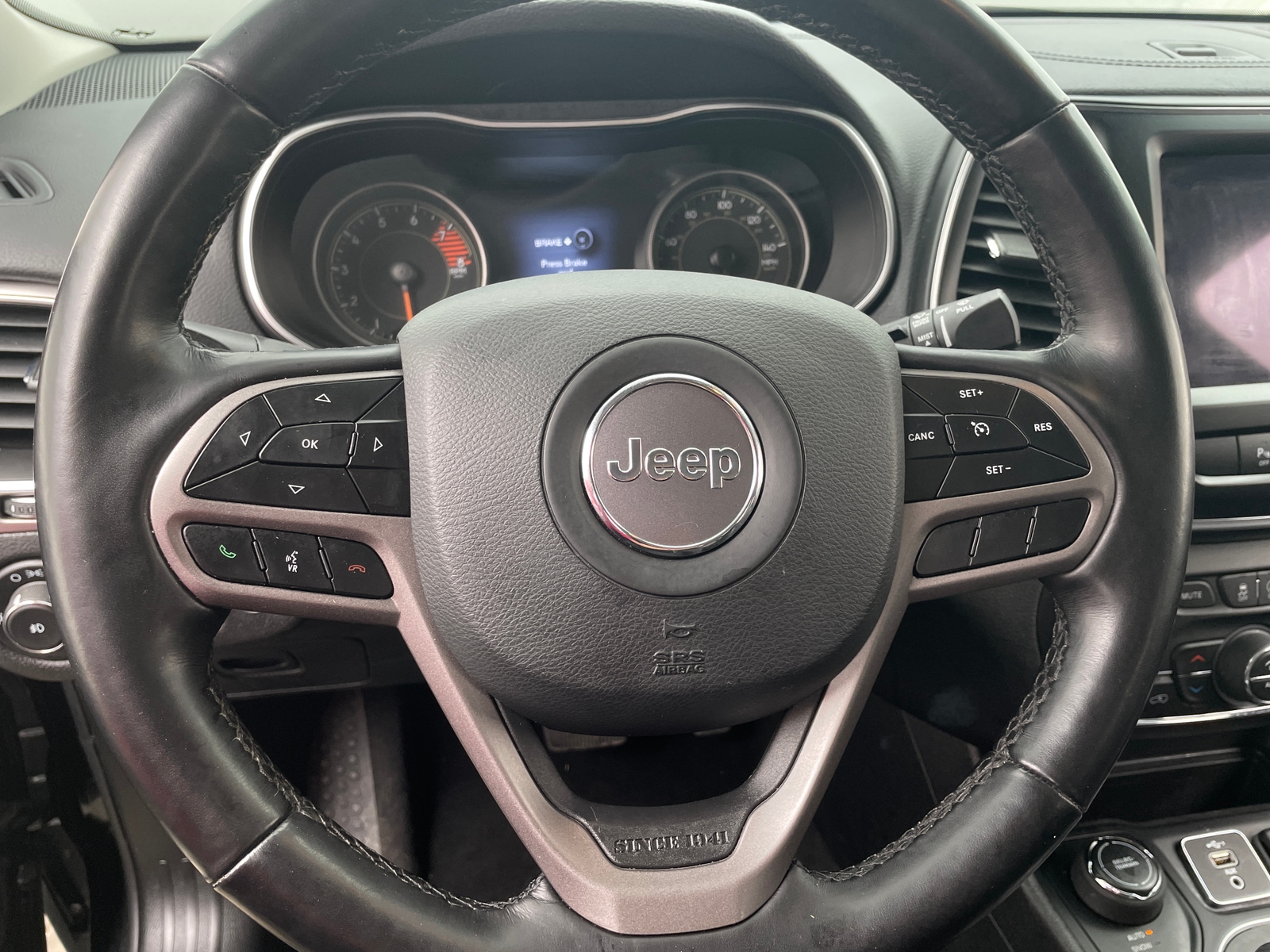 Thumbnail: 2021 Jeep Cherokee - 4